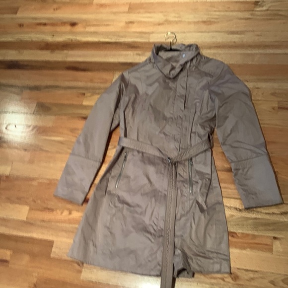 MarcNY Raincoat Trench coat in Gold - Picture 1 of 3